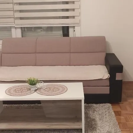 Apartman Mira Apartamento